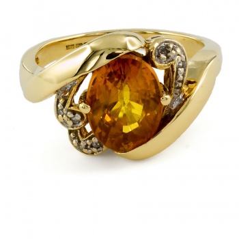 18ct gold Citrine/Diamond Ring size N